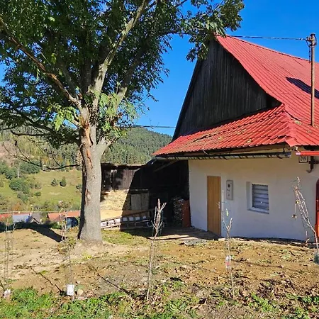 Romanticka Chalupka S Krasnym Vyhladom *